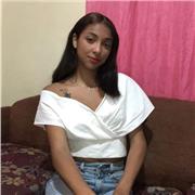 Profesora de Modas, amante a el glamor y a los niños.